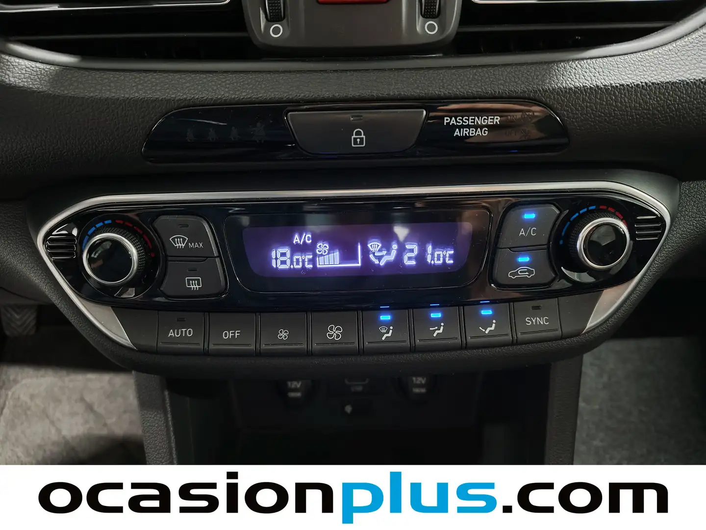 Foto Hyundai i30 Hyundai i30 Fastback 1.0 TGDI 48V Tecno (120 CV)