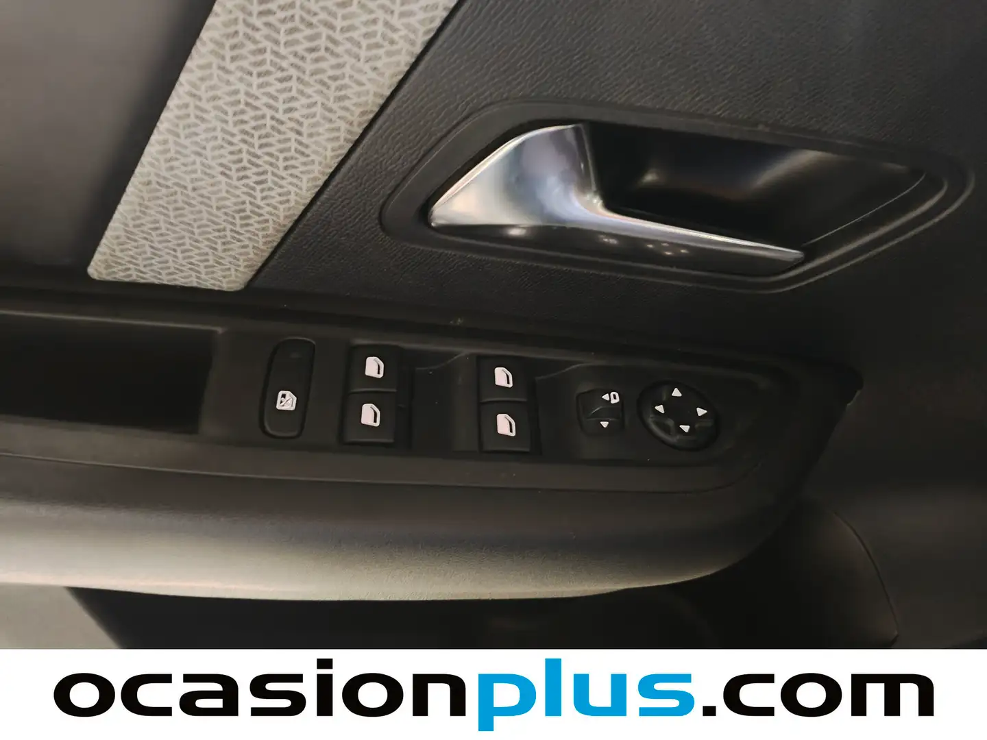 Foto Citroën C4 Citroen C4 PureTech 130 S&S Shine 96 kW (130 CV)