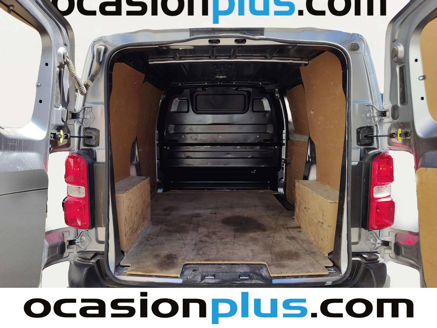 Foto asientos traseros Peugeot Expert Peugeot Expert Furgon BlueHDi 120 S&S Standard (120 CV)