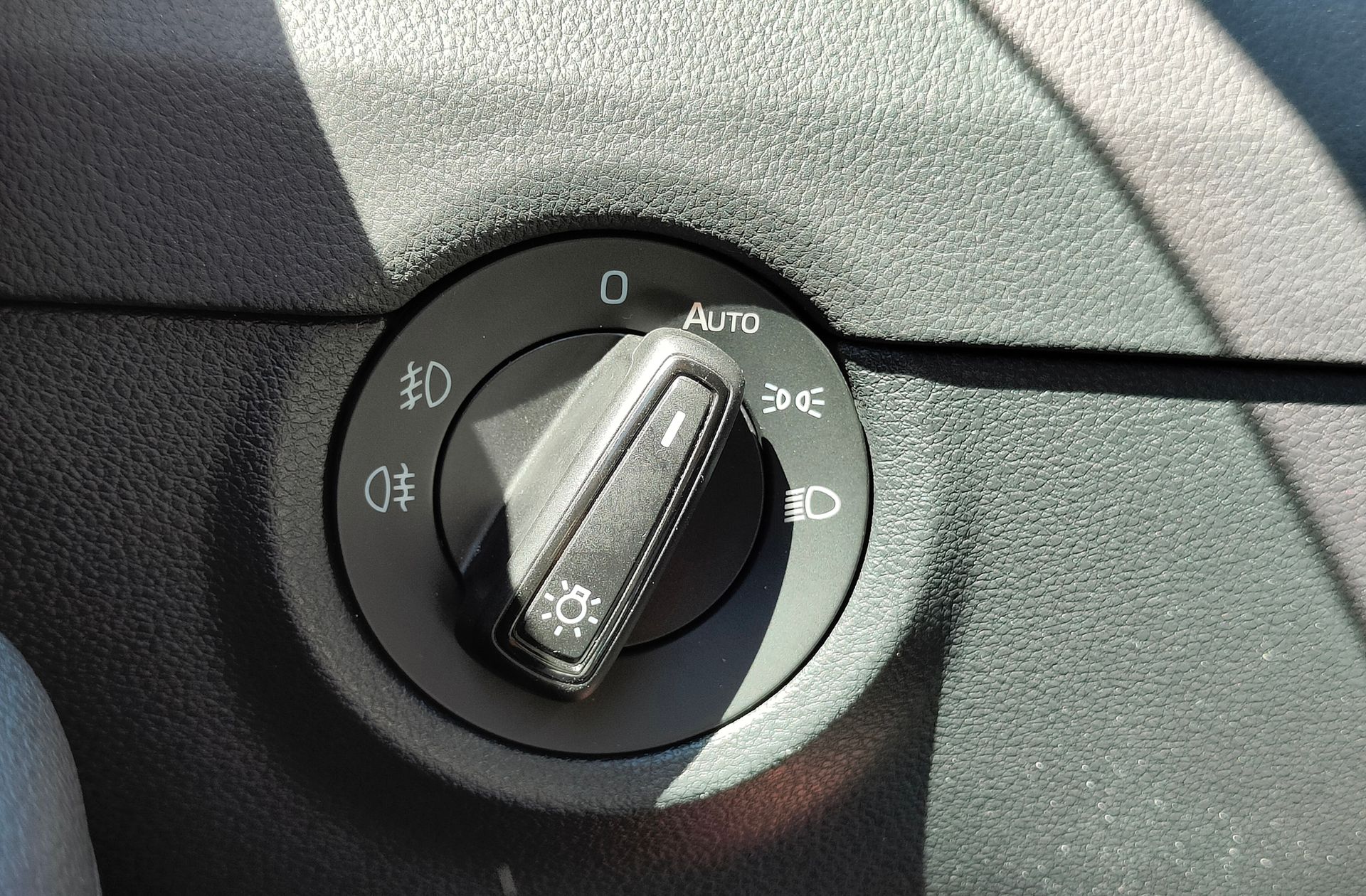 Škoda Octavia 1.4 TSI CNG Like - foto 28