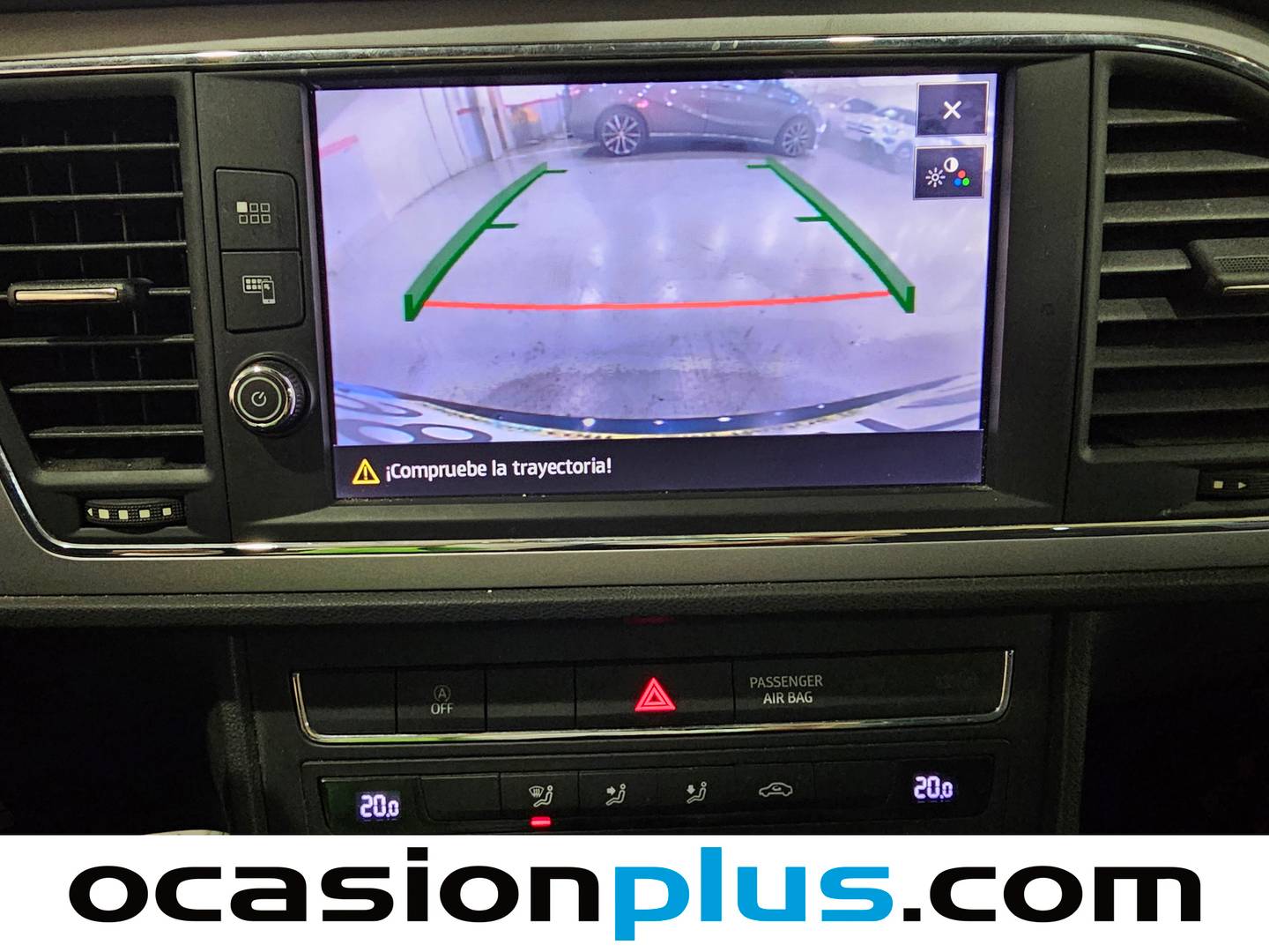 Extras y acabados del Seat León SEAT León 1.6 TDI S&S Style (115 CV)