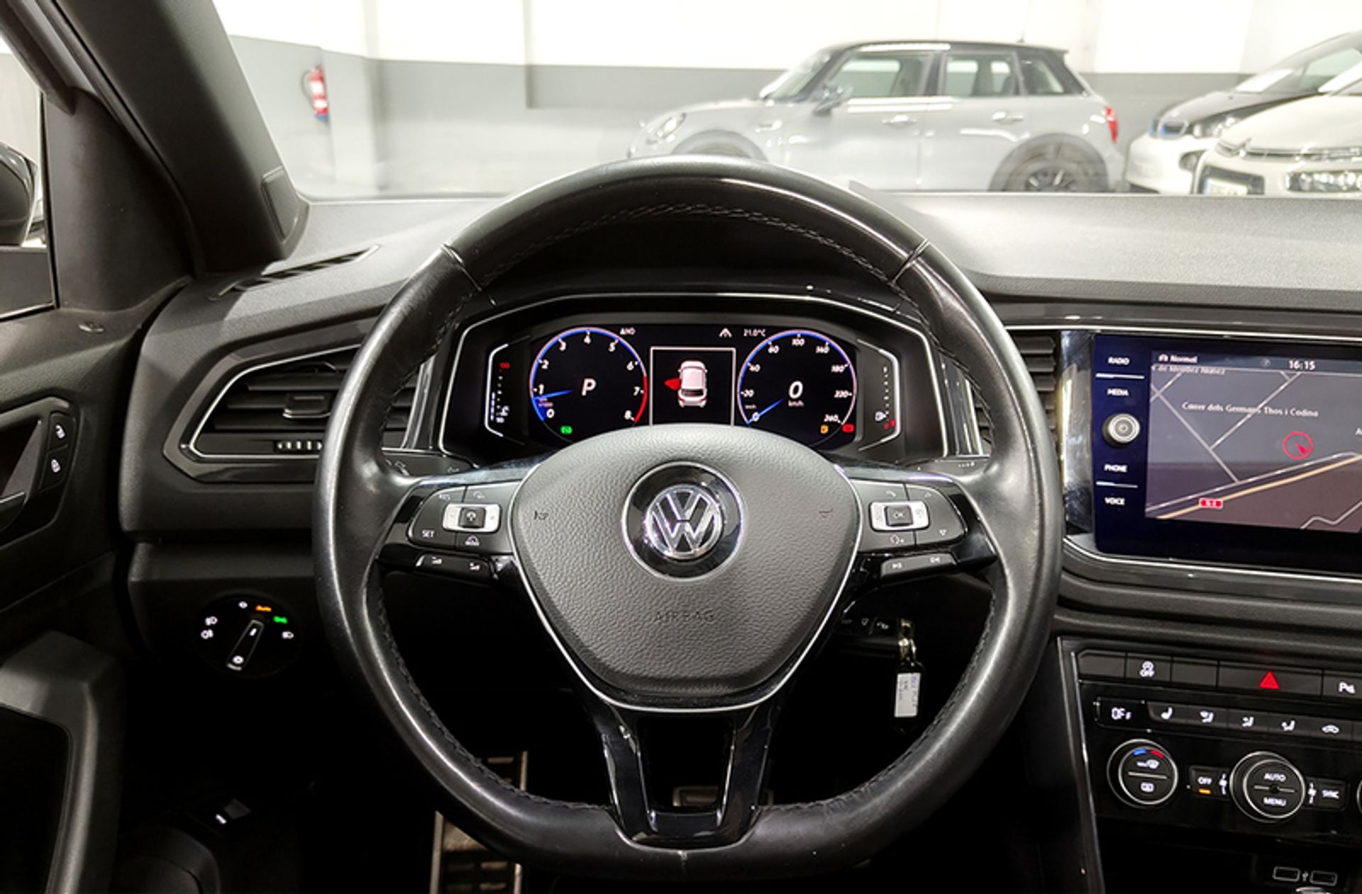Volkswagen T-Roc Sport 2.0 TSI 4Motion DSG - foto 29