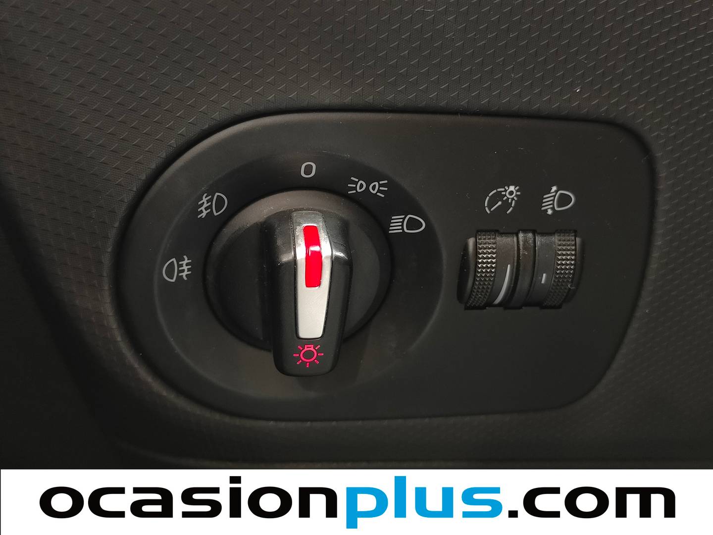 Seat León Seat León 1.6 TDI Reference Copa (105 CV) de segunda mano