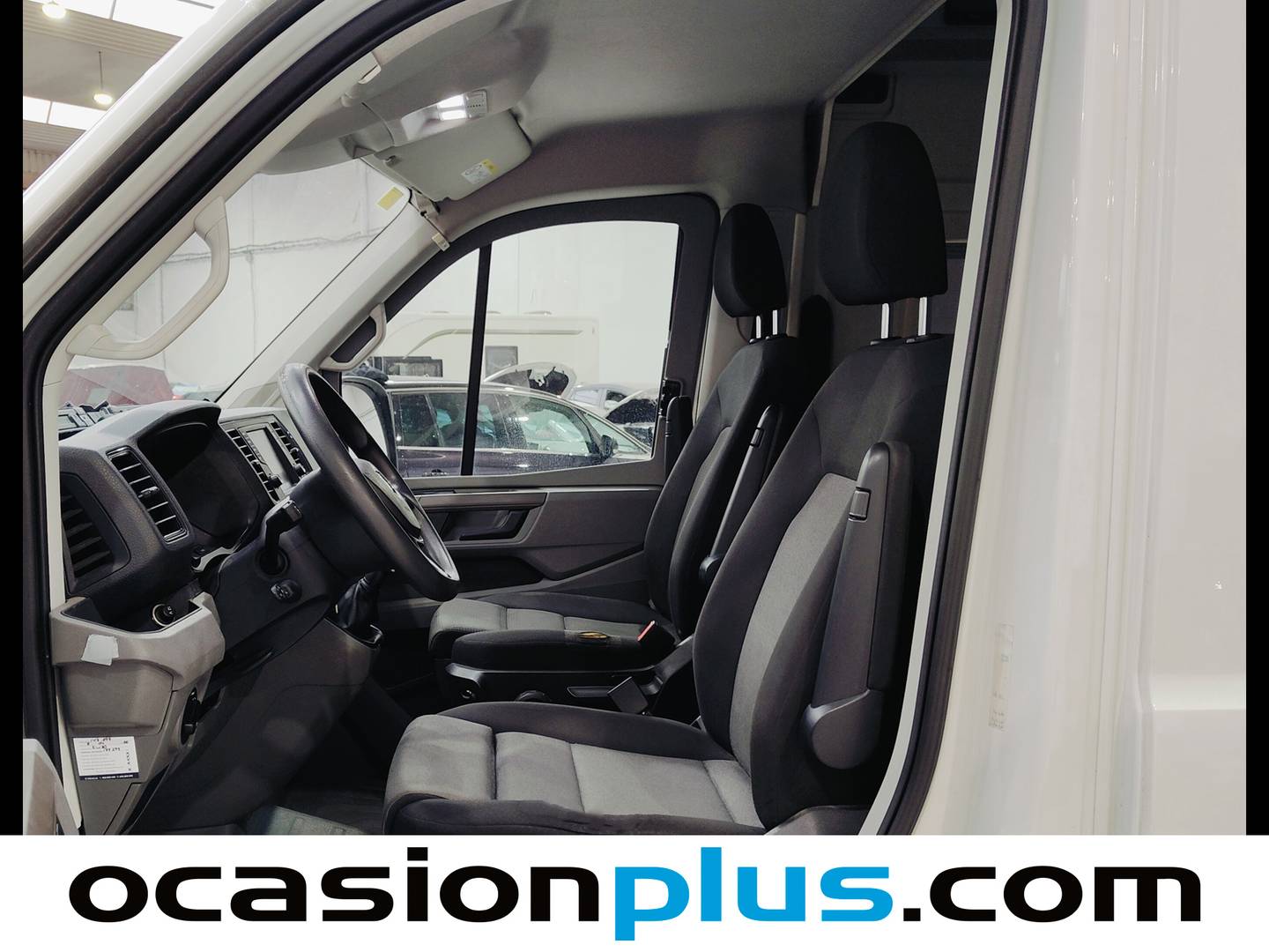 Foto asientos delanteros Volkswagen Crafter Volkswagen Crafter Furgon Furgon Batalla Media TN 2.0 TDI (140 CV) 3.500 Camperizada 4 Plazas