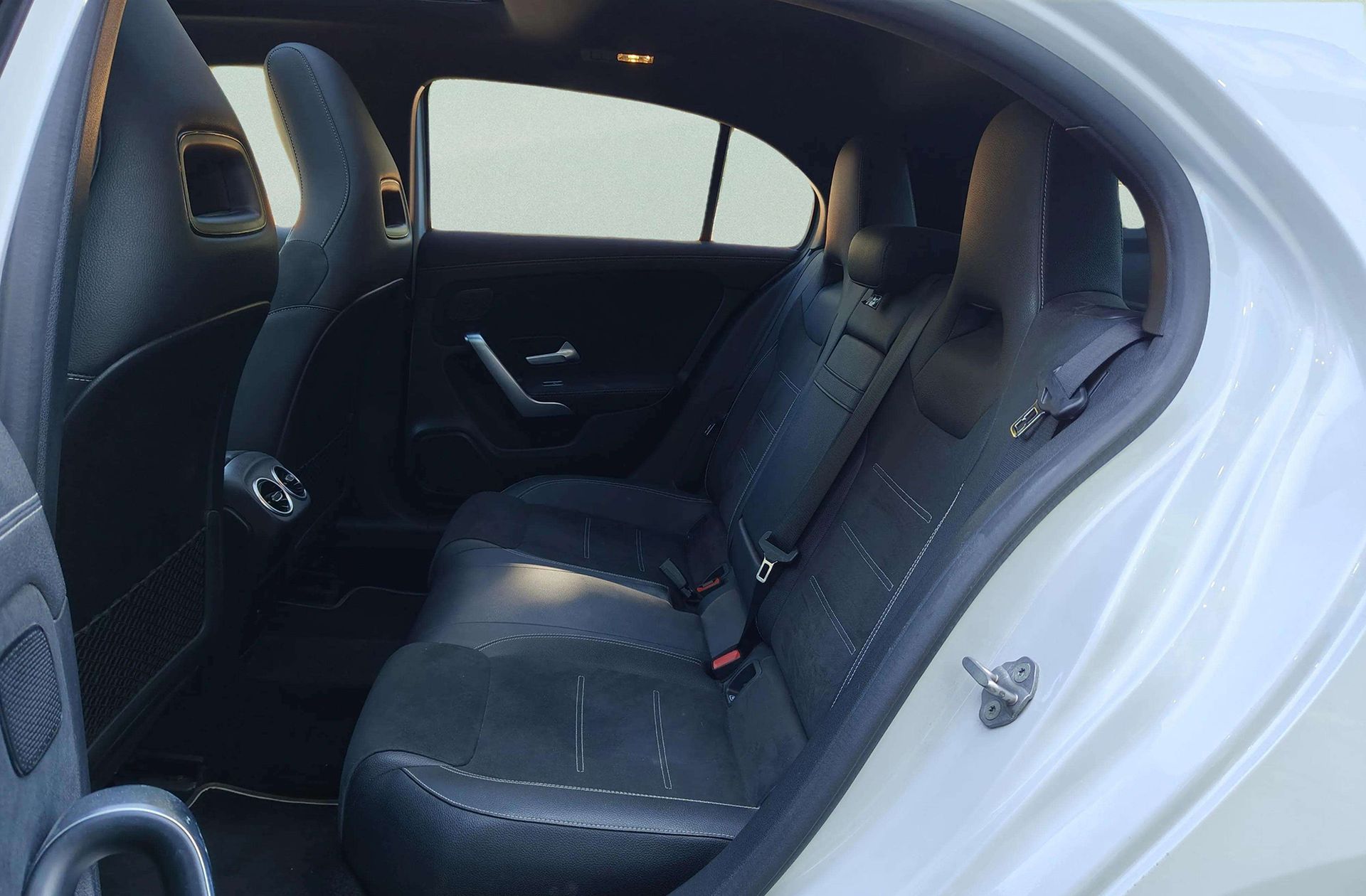 Mercedes-Benz Clase A 180 Pack AMG - foto 16