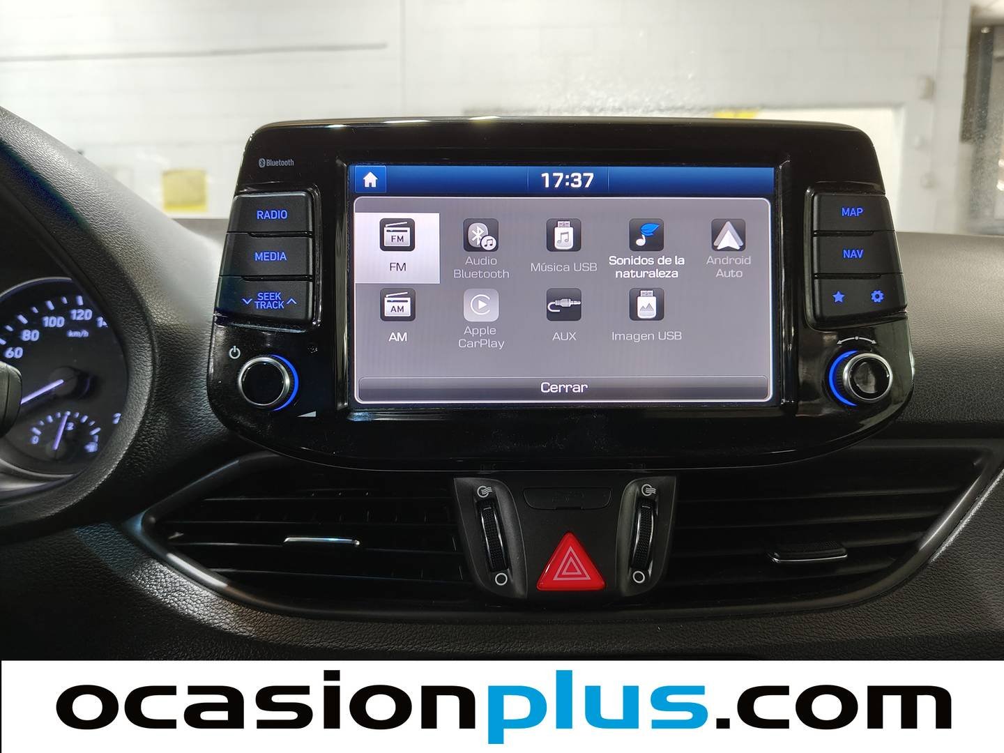 Extras y acabados del Hyundai i30 Hyundai i30 1.0 TGDI Link Fastback (120 CV)