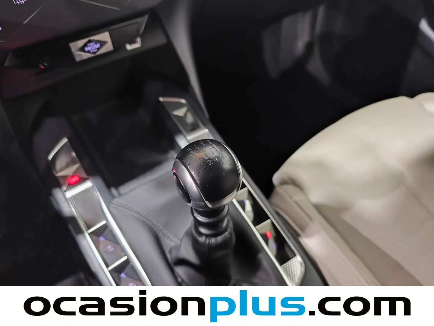 Foto DS DS 3 Crossback DS DS3 Crossback PureTech 100 So Chic (100 CV)