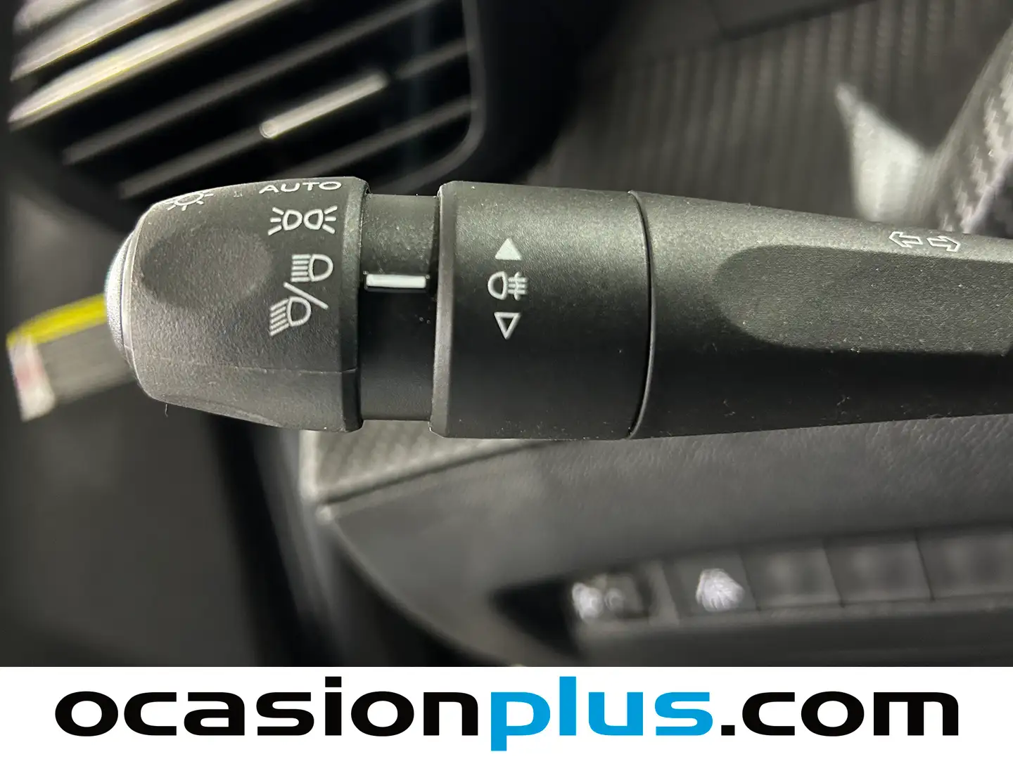 Foto Peugeot 2008 Peugeot 2008 PureTech 100 S&S Allure  (100 CV)