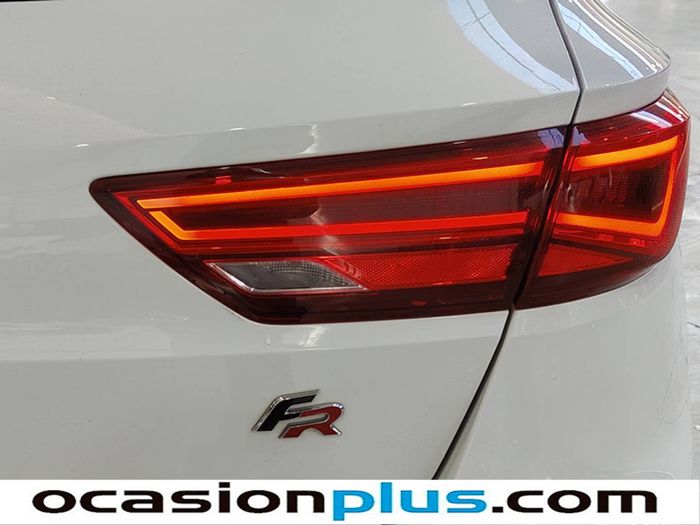 Foto Seat León SEAT Leon ST 2.0 TDI S&S FR Plus DSG (184 CV)