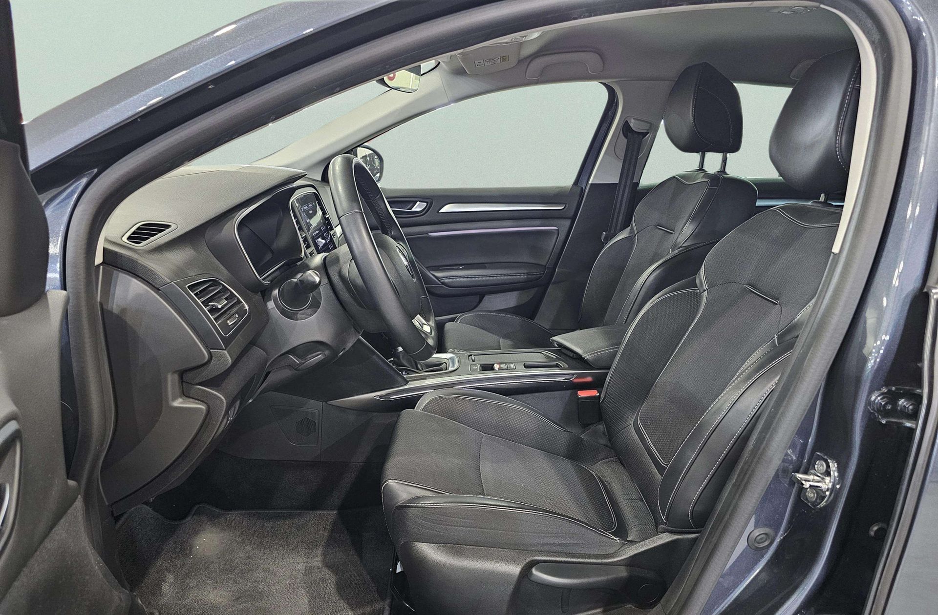 Renault Mégane Sport Tourer Techno TCe EDC GPF - foto 11
