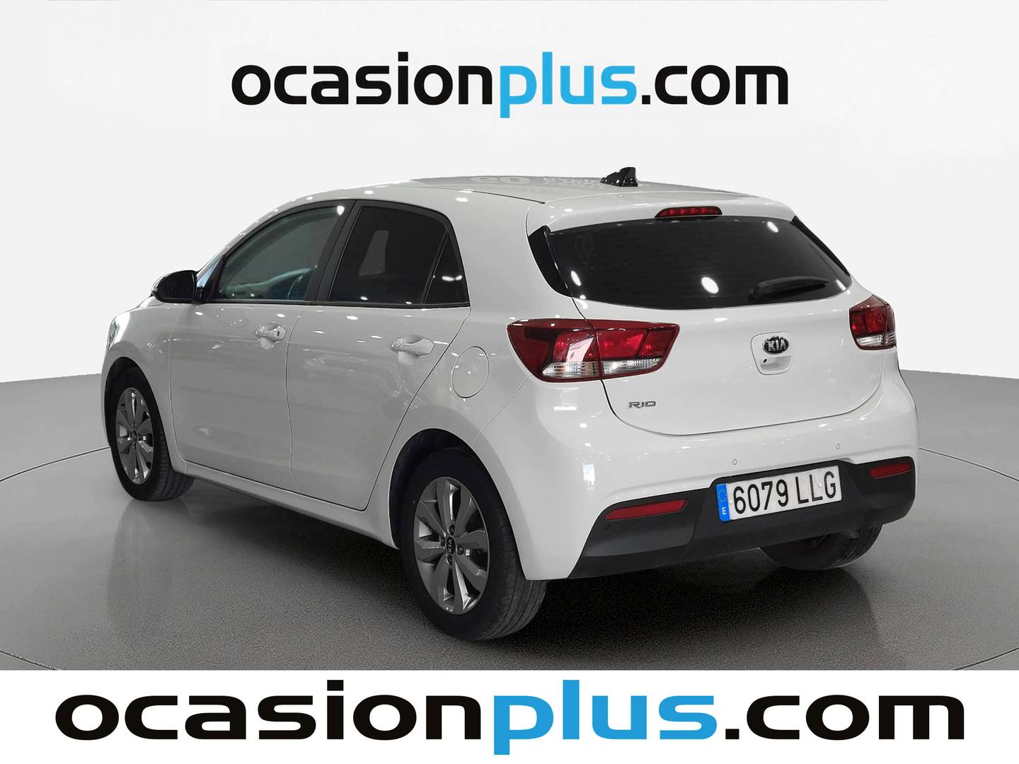 Foto trasera KIA Rio KIA Rio 1.2 CVVT Drive (84 CV) izquierda