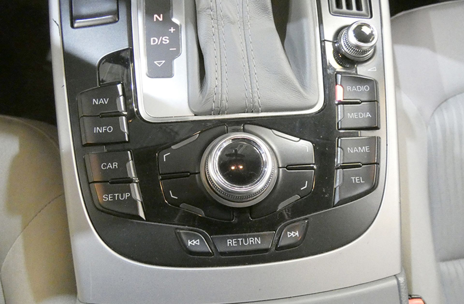 Audi A4 Avant 2.0 TDI multitronic - foto 29