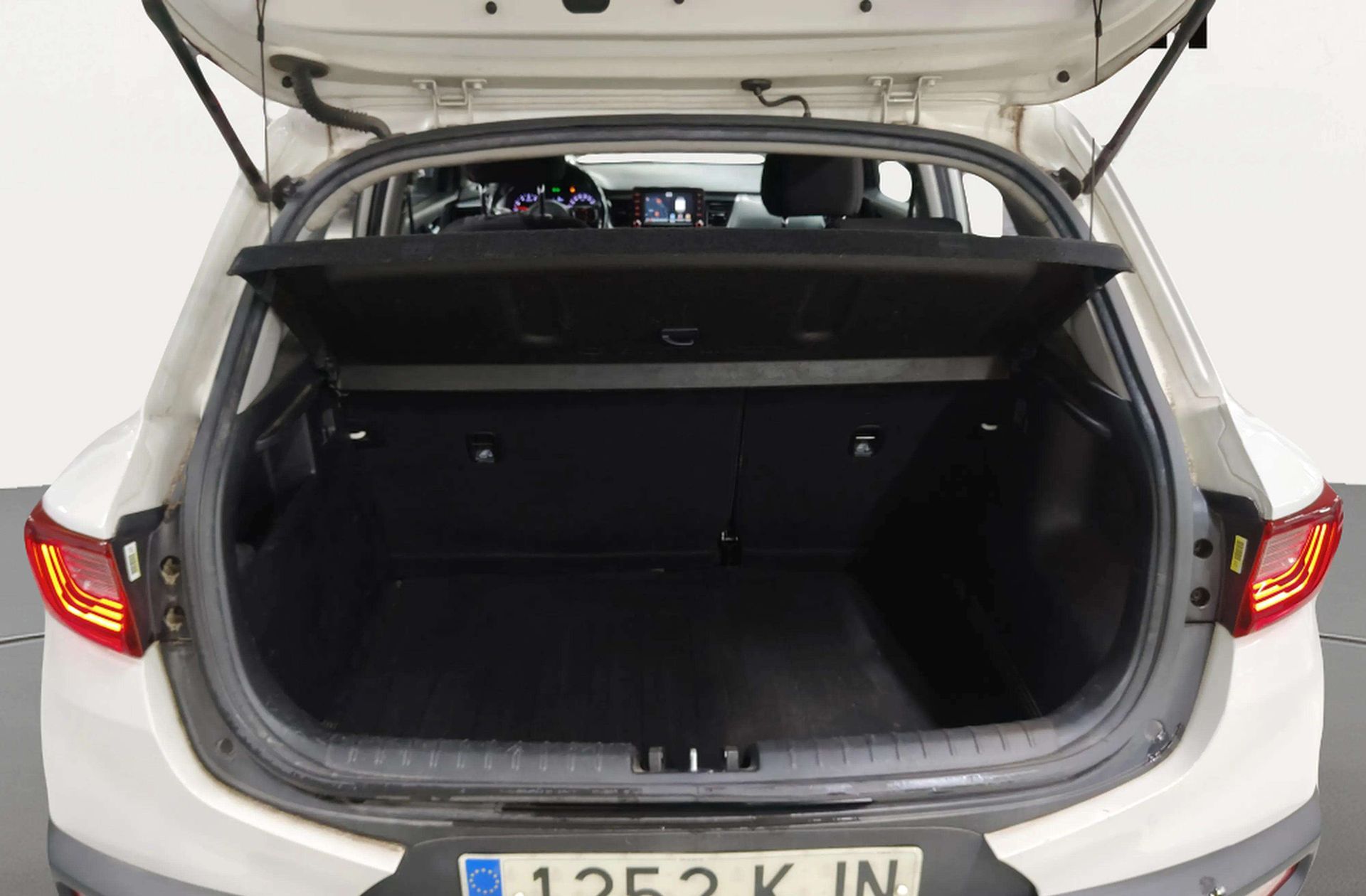 Kia Stonic 1.0 T-GDi Eco-Dynamic Drive - foto 16