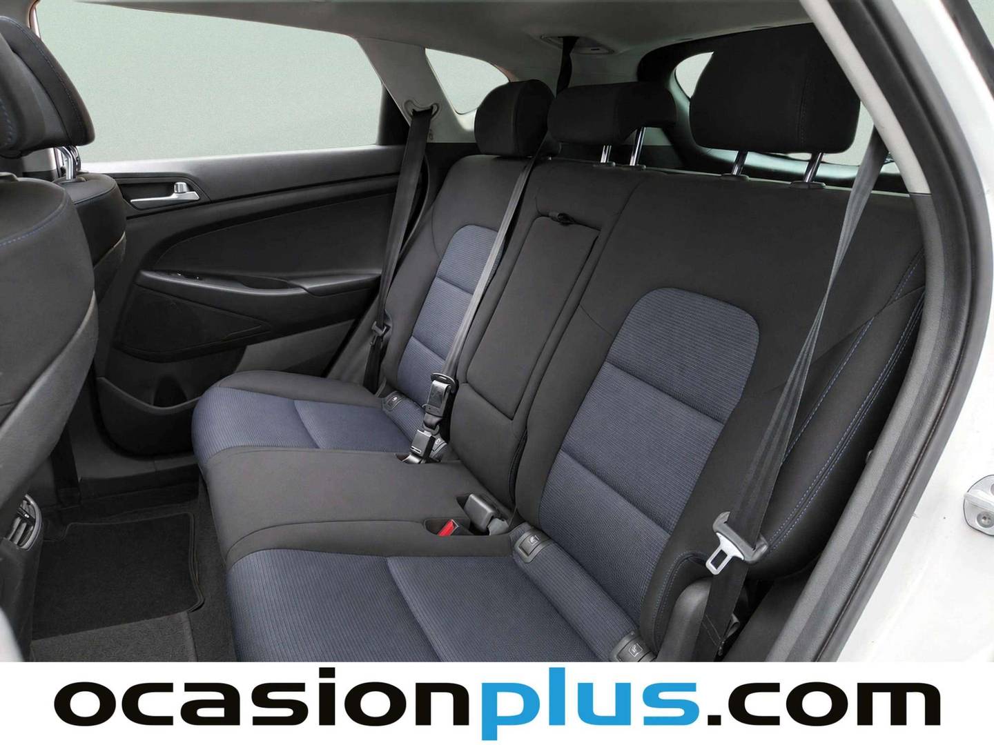 Foto asientos traseros Hyundai Tucson Hyundai Tucson 2.0 CRDi BlueDrive Tecno Sky 4x2  (136 CV)