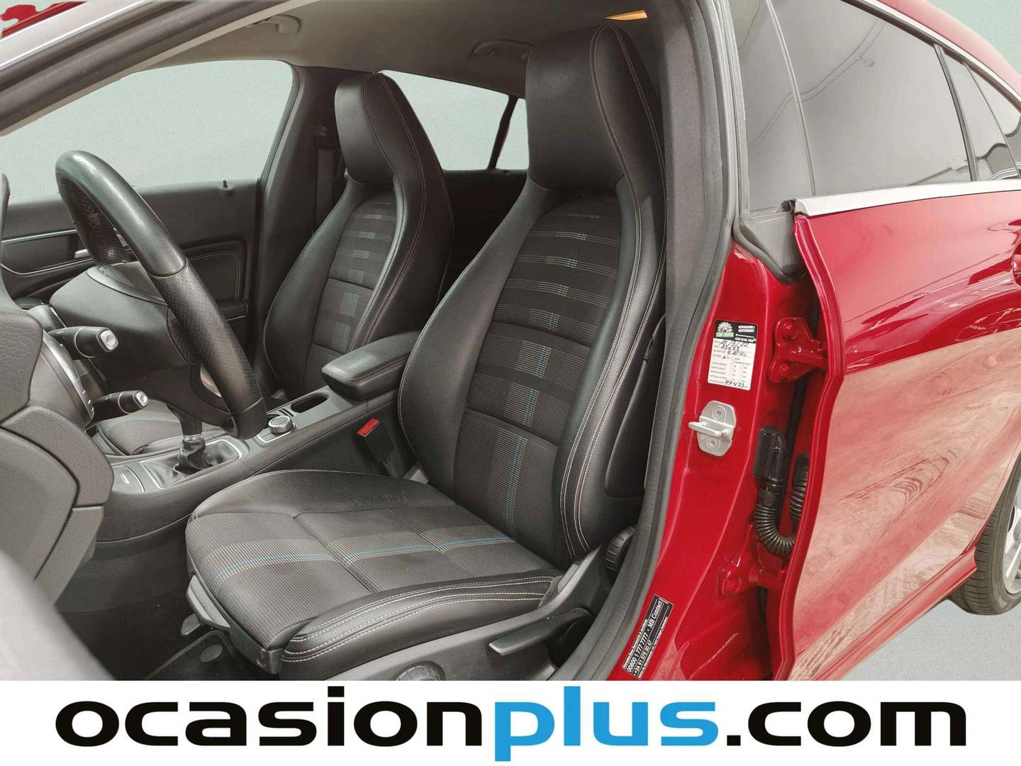 Foto asientos delanteros Mercedes CLA Mercedes CLA Shooting Brake 200 d (136 CV)