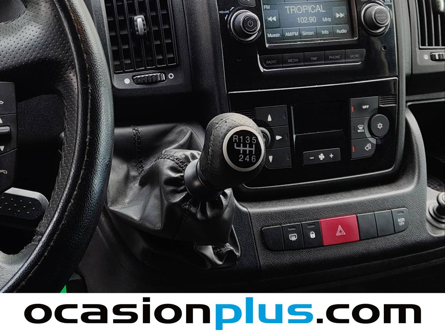 Foto Citroën Jumper Citroen Jumper BlueHDi 130 35 L3H2 (130 CV)