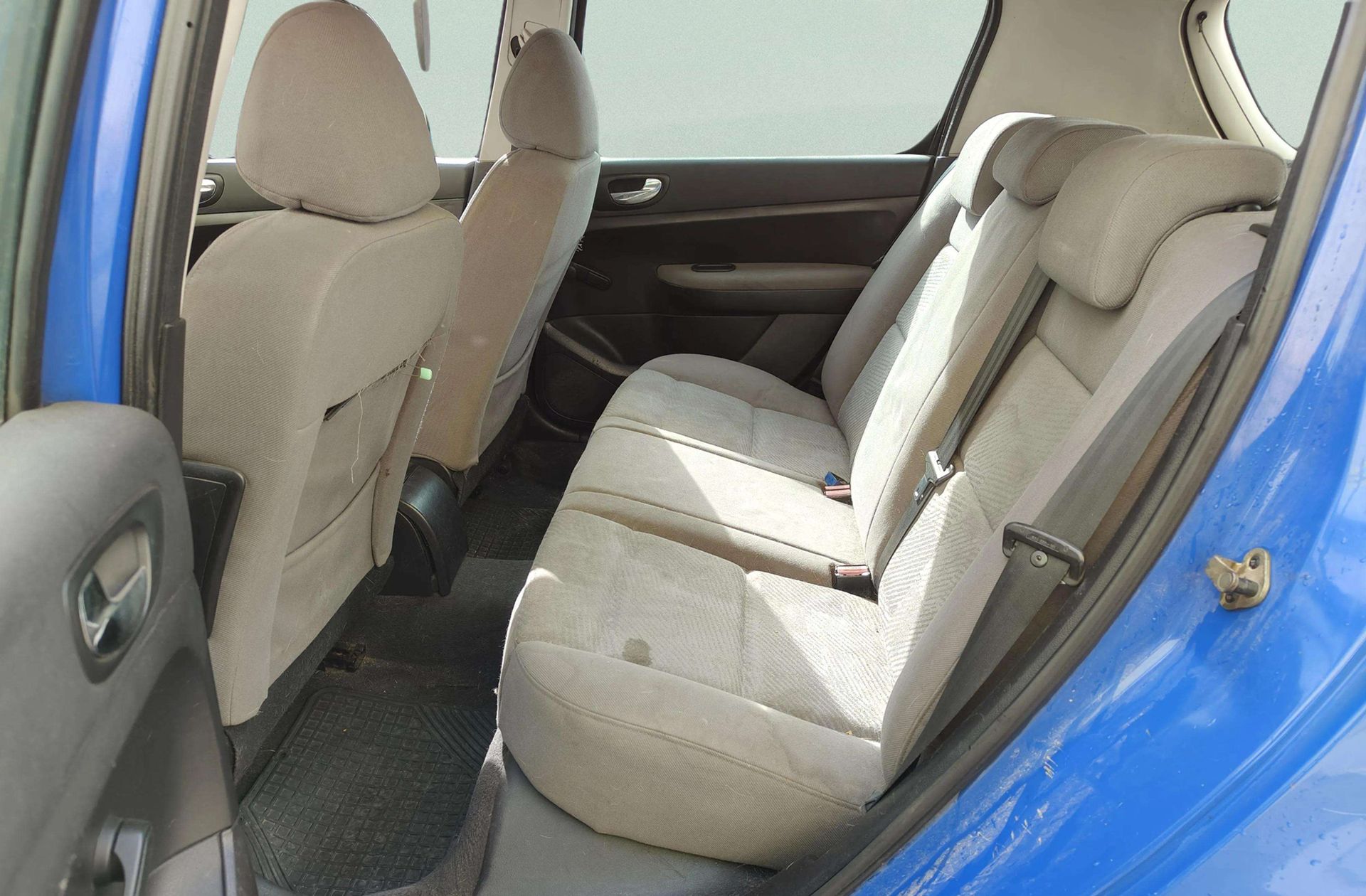Peugeot 307 2.0 HDi XR Clim - foto 9