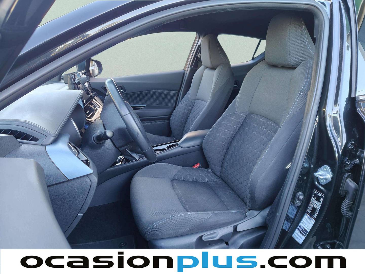 Toyota C-HR Toyota C-HR 1.8 125H Advance (122 CV) 122cv