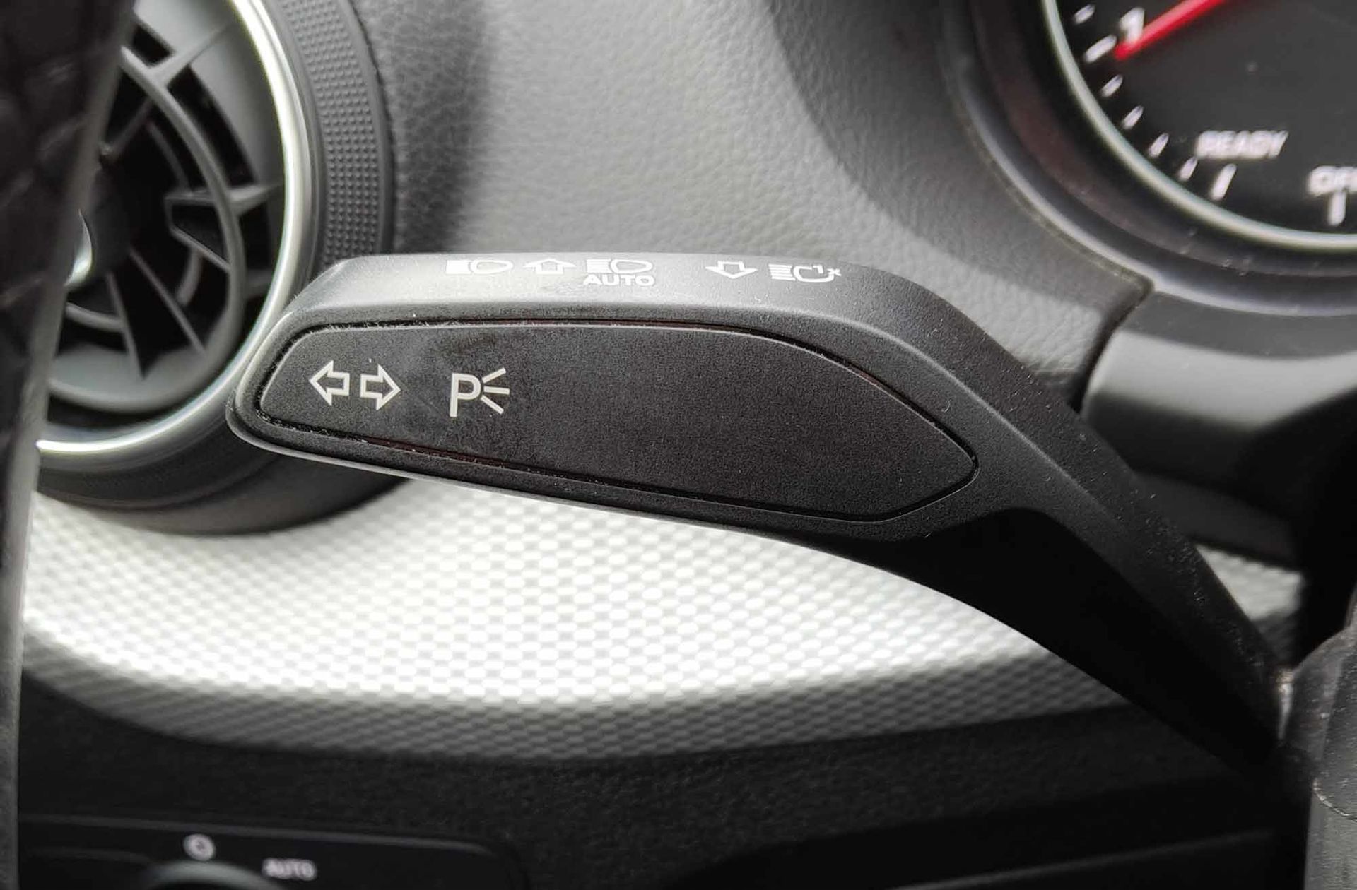 Audi Q2 Advanced 30 TDI - foto 22