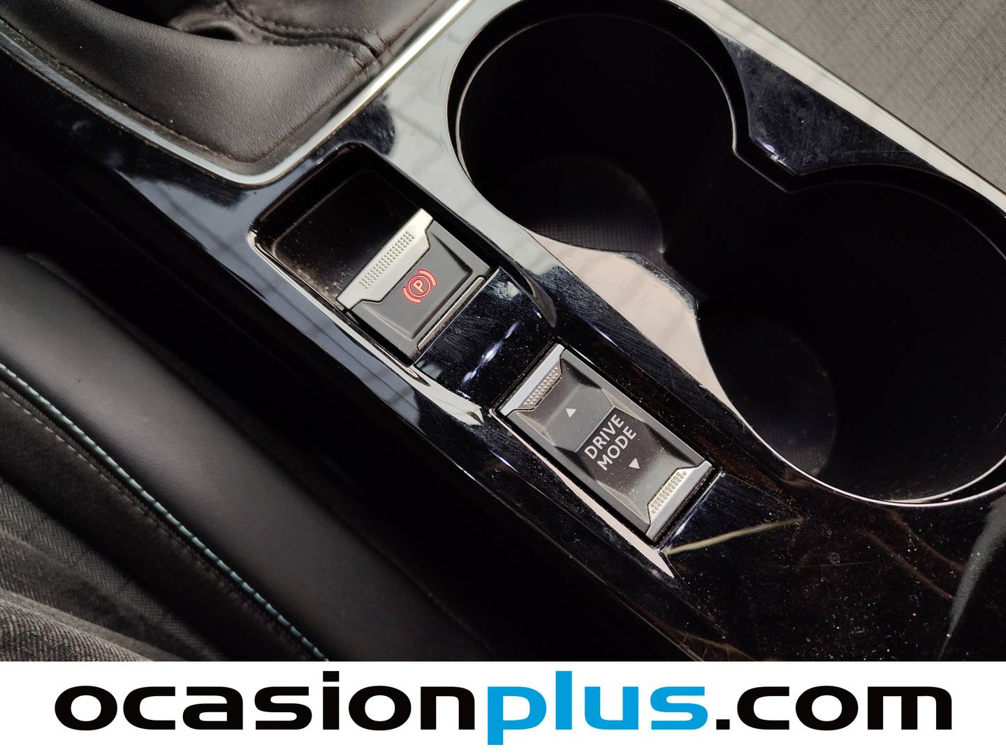 Foto Peugeot 2008 Peugeot 2008 PureTech 130 S&S Allure Pack (130 CV)