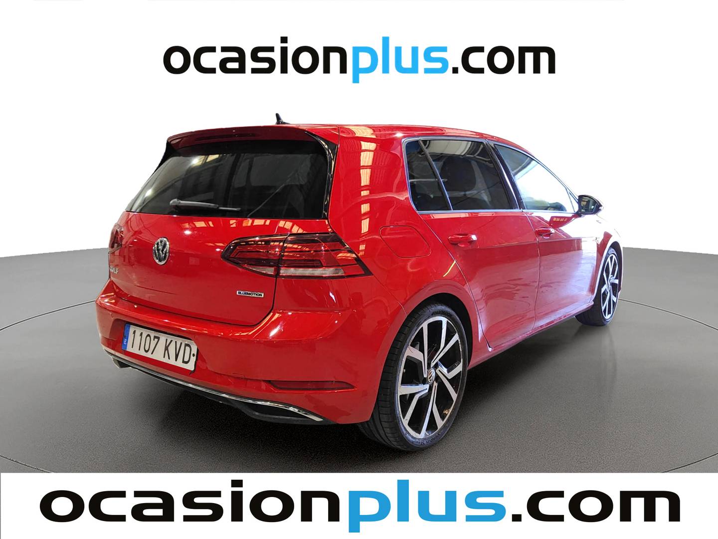 Foto trasera Volkswagen Golf Volkswagen Golf Advance 1.5 TSI Evo (130 CV) derecha