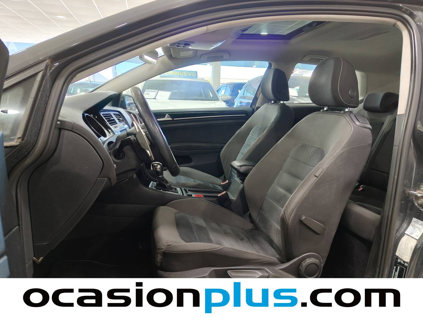 Foto asientos delanteros Volkswagen Golf Volkswagen Golf Sport 2.0 TDI BMT (150 CV) PACK R-LINE
