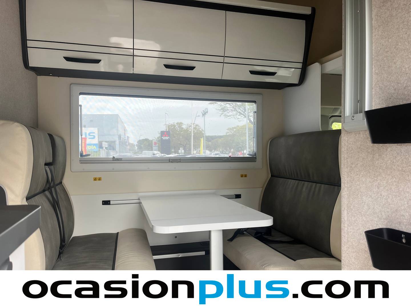 Foto McLouis Glamys McLouis Glamys 320 (165 CV)