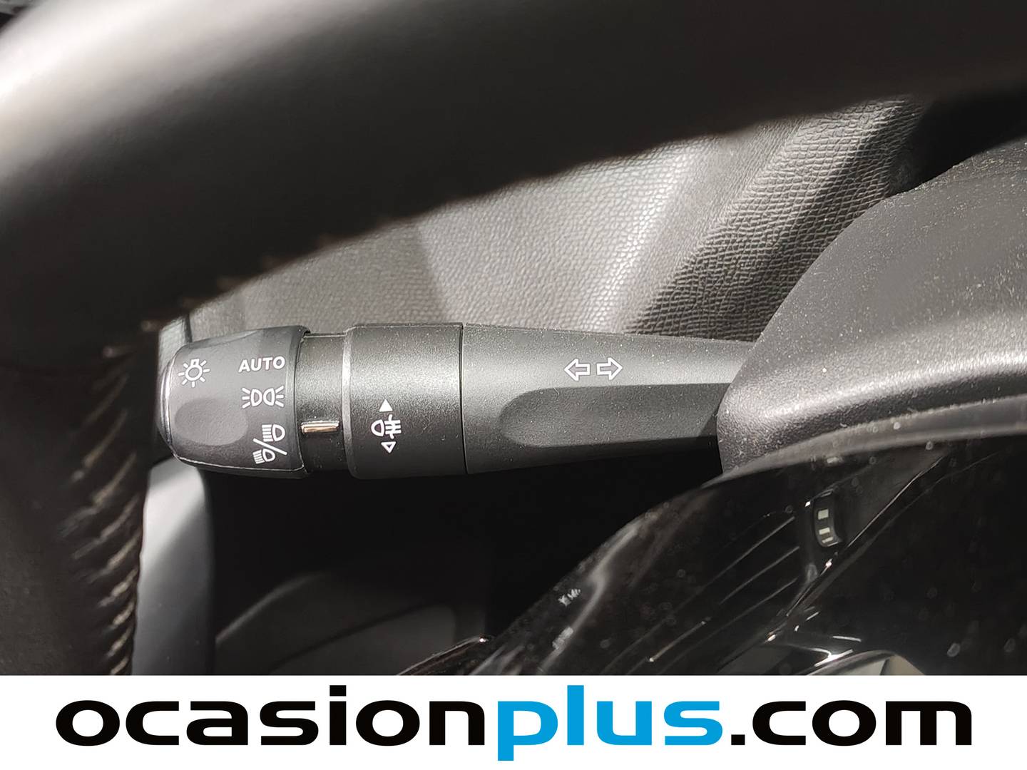 Peugeot 408 Peugeot 408 Allure Hybrid 145 eDCS6 (145 CV) de segunda mano