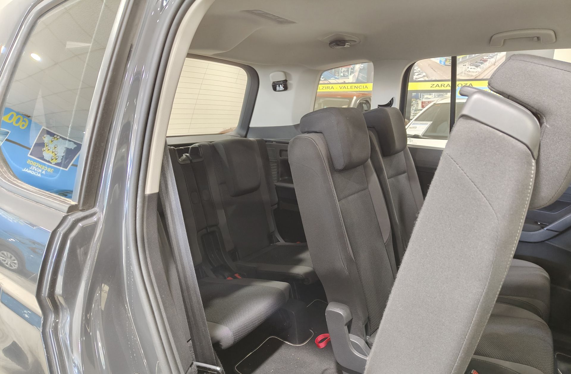 Volkswagen Touran 1.2 TSI Edition BMT 7 plazas - foto 6