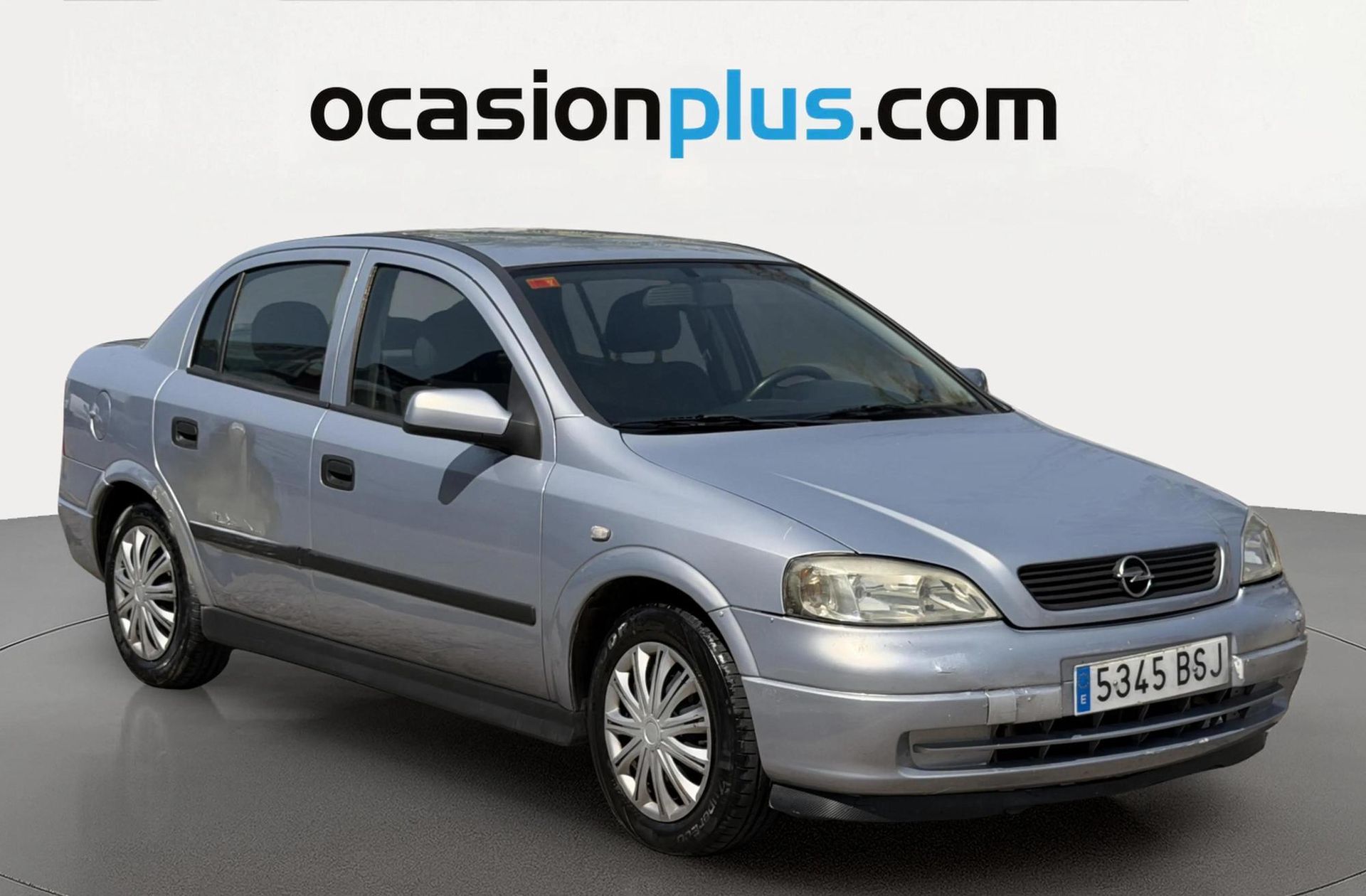 Opel Astra 1.6 Sedan Club - foto 2