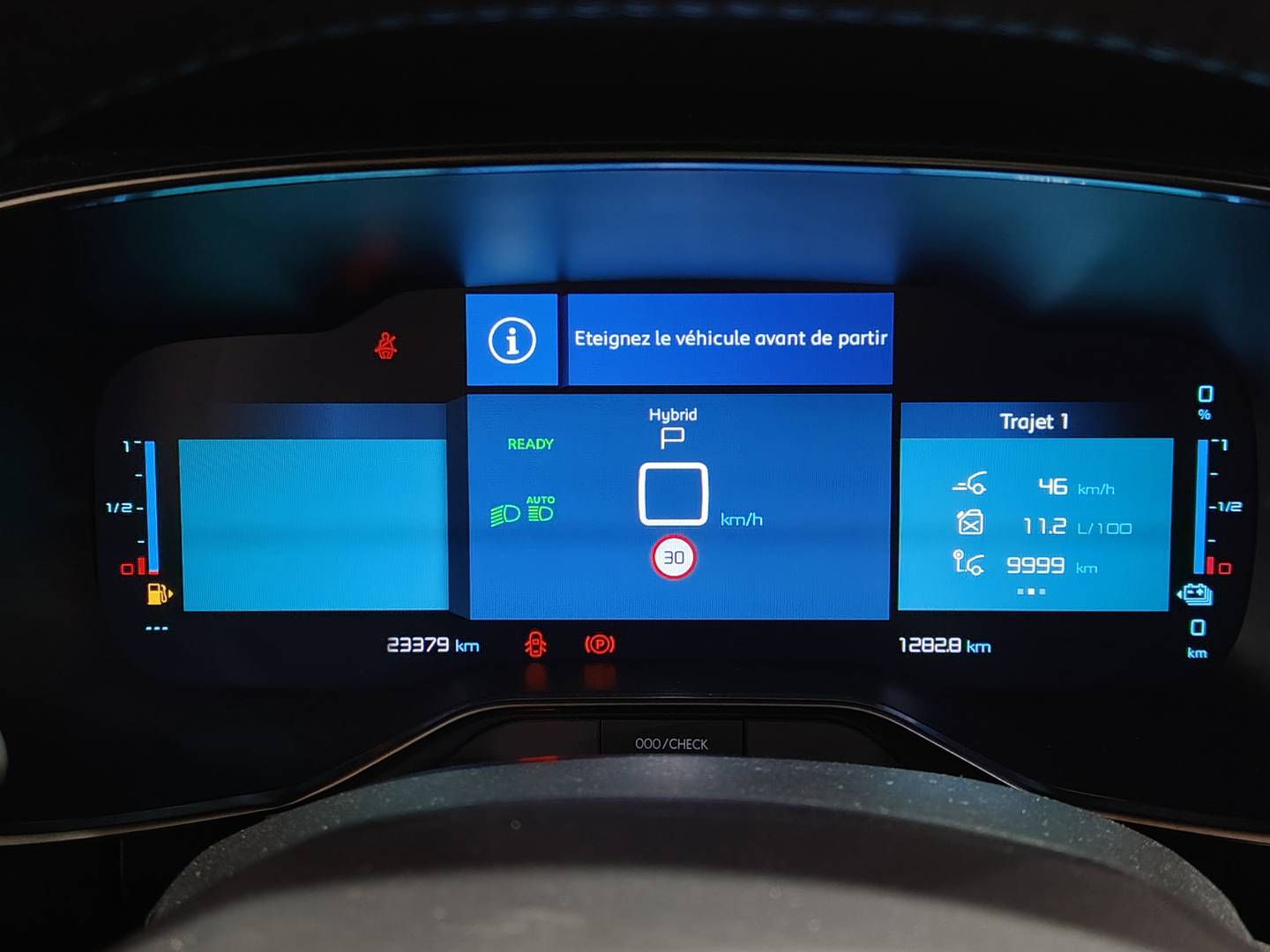 Foto Citroën C5 Aircross Citroen C5 Aircross Plug-in Hybrid 180 Plus e-EAT8 (180 CV)