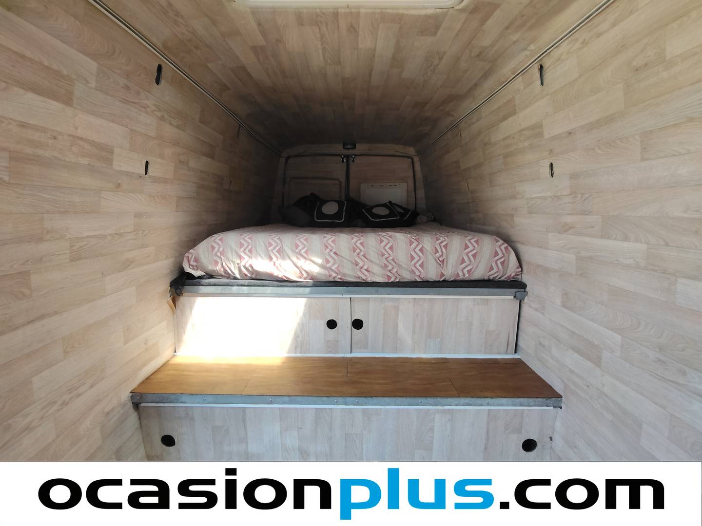 Equipamiento del Iveco Daily Iveco Daily 35S 13 V 3950/H3 126 CV