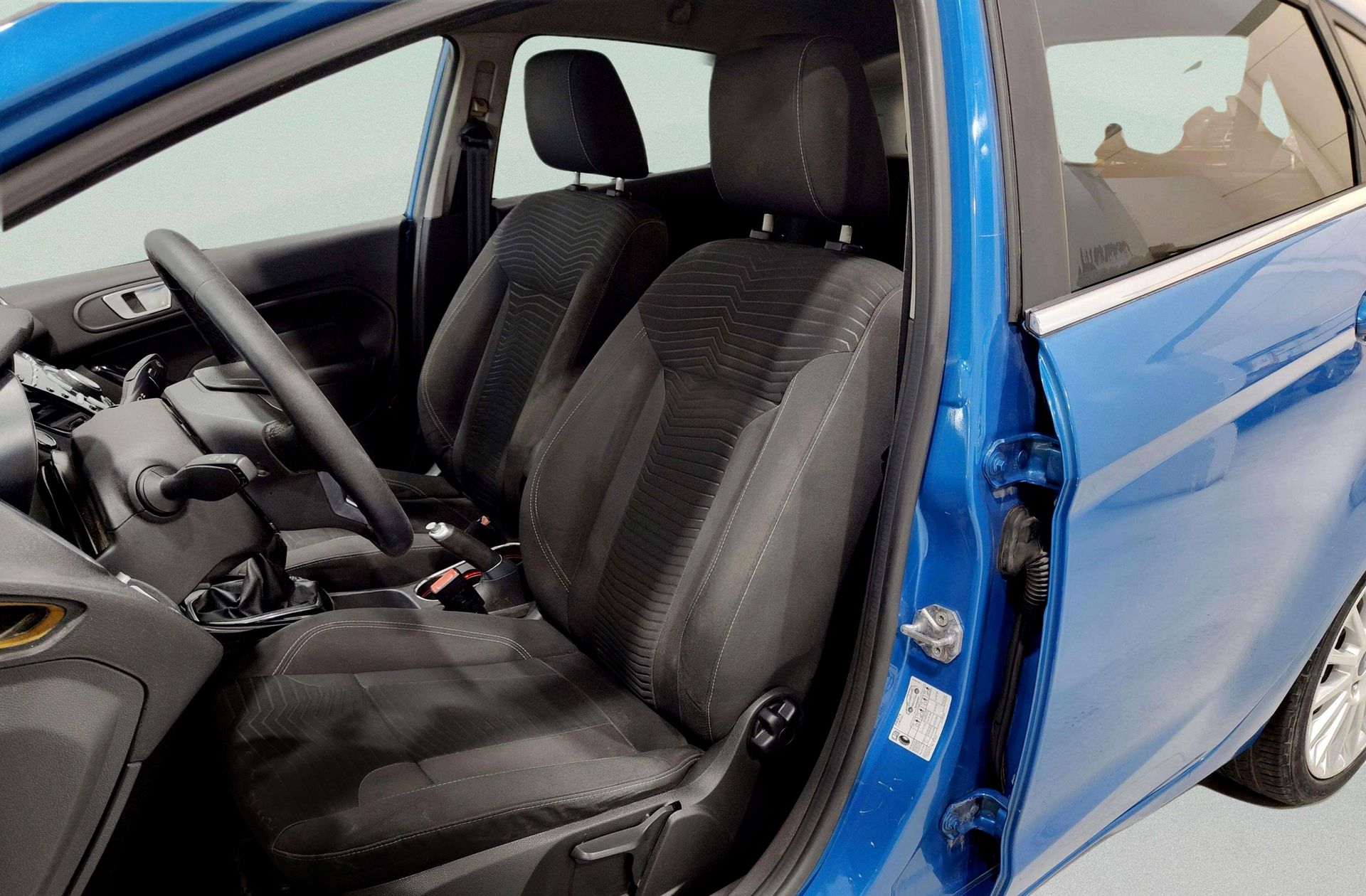 Ford Fiesta 1.0 EcoBoost Titanium - foto 8