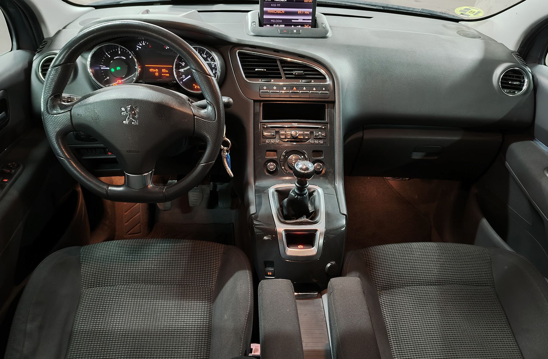 Peugeot 5008 1.6 HDi Sport Pack FAP 7 plazas - foto 7