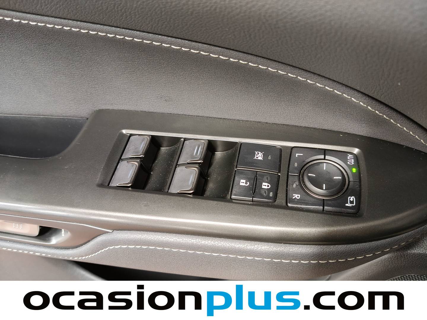 Foto Lexus NX Lexus NX 450h+ Premium+ 4WD (306 CV)