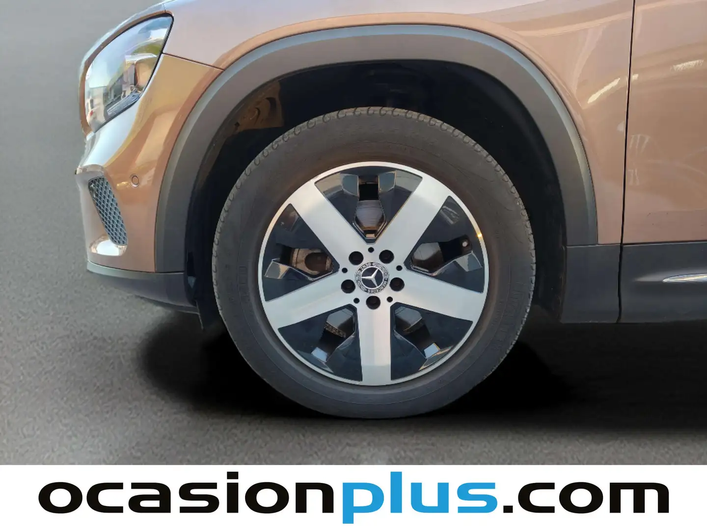 Foto Mercedes GLB Mercedes-Benz GLB 220 D 4Matic  (190 CV)