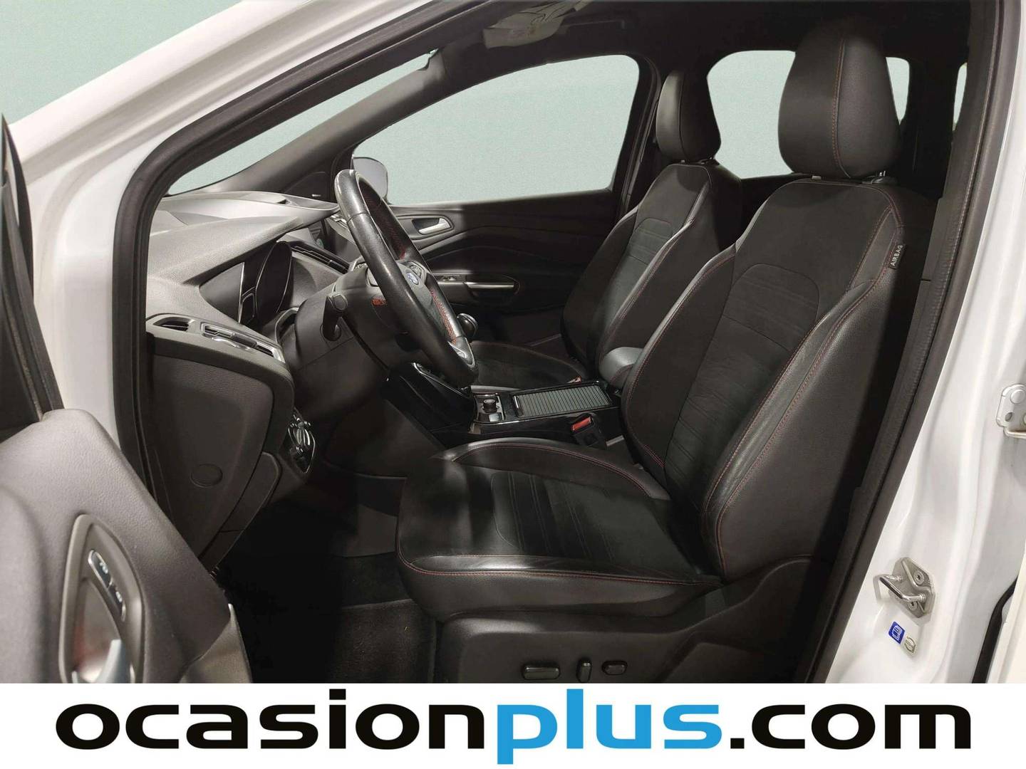 Foto asientos delanteros Ford Kuga Ford Kuga 1.5 EcoBoost S&S ST-Line 4x2 (150 CV)