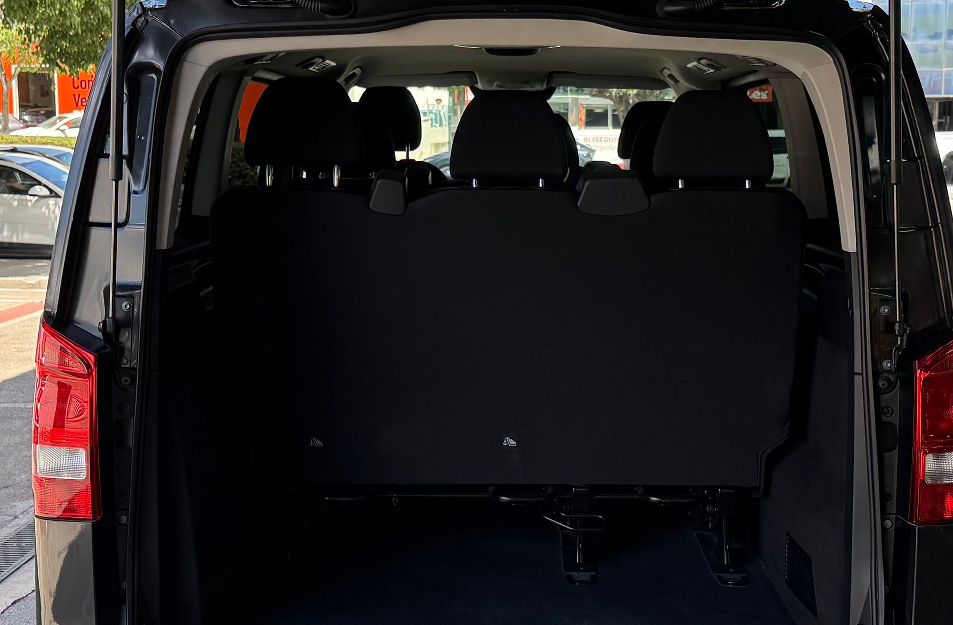 Mercedes-Benz Vito 114 CDI Tourer Pro Larga - foto 18