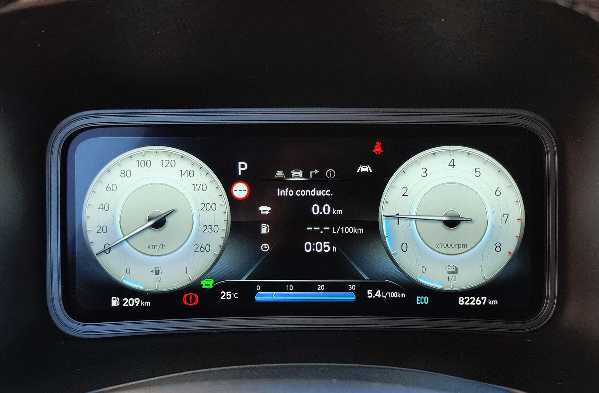 Hyundai Kona 1.6 GDI HEV Style Sky DCT - foto 26