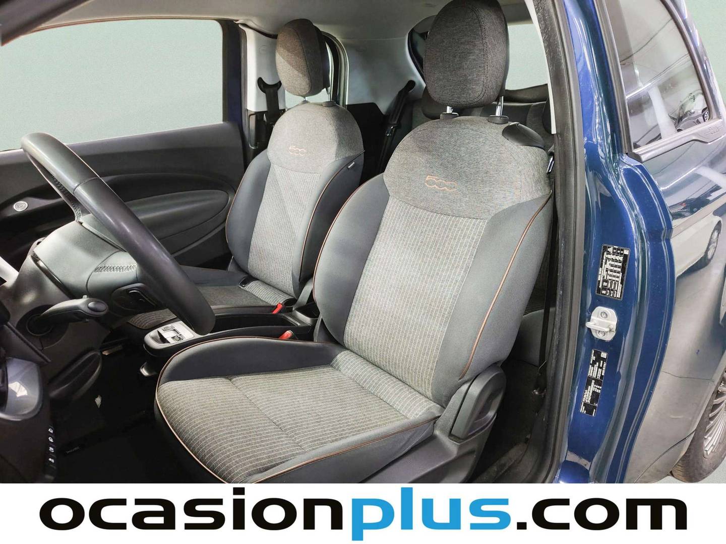 Foto asientos delanteros Fiat 500 Fiat 500 Electrico Electrico Icon Hb 320km (118 CV)