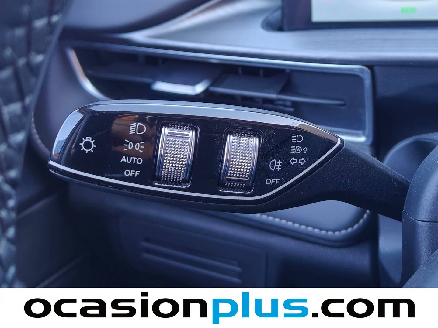 Extras del EBRO S400 EBRO S400 1.5 DHE HEV Excellence CVT (211 CV)