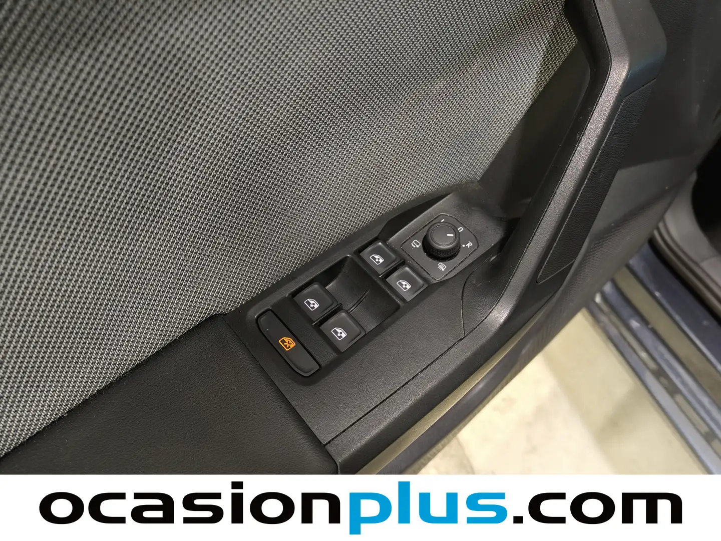 Foto Seat León SEAT León ST ST 1.5 TSI Style 25 Aniversario (115 CV)