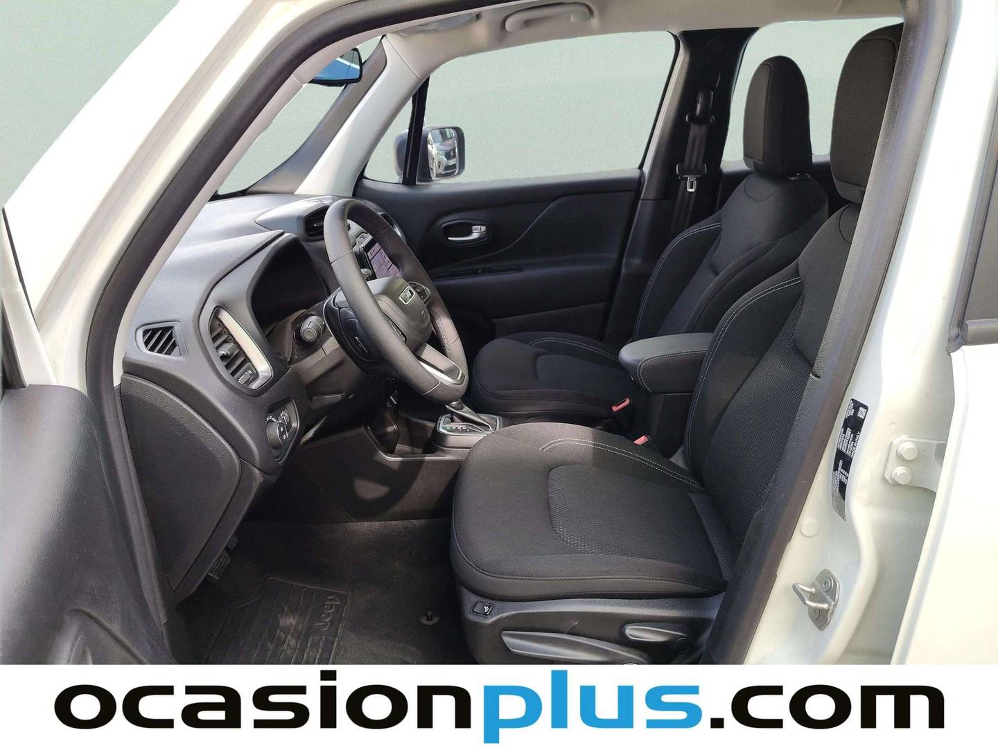 Foto asientos delanteros Jeep Renegade Jeep Renegade eHybrid 1.5 Altitude DCT (130 CV)