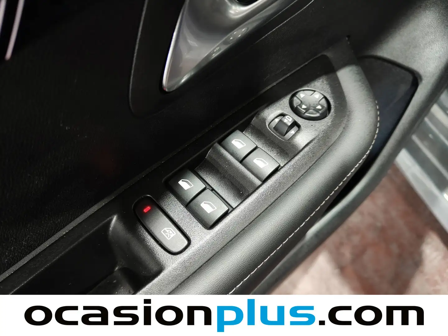 Foto Peugeot 208 Peugeot 208 Allure Hybrid eDCS6 (100 CV)