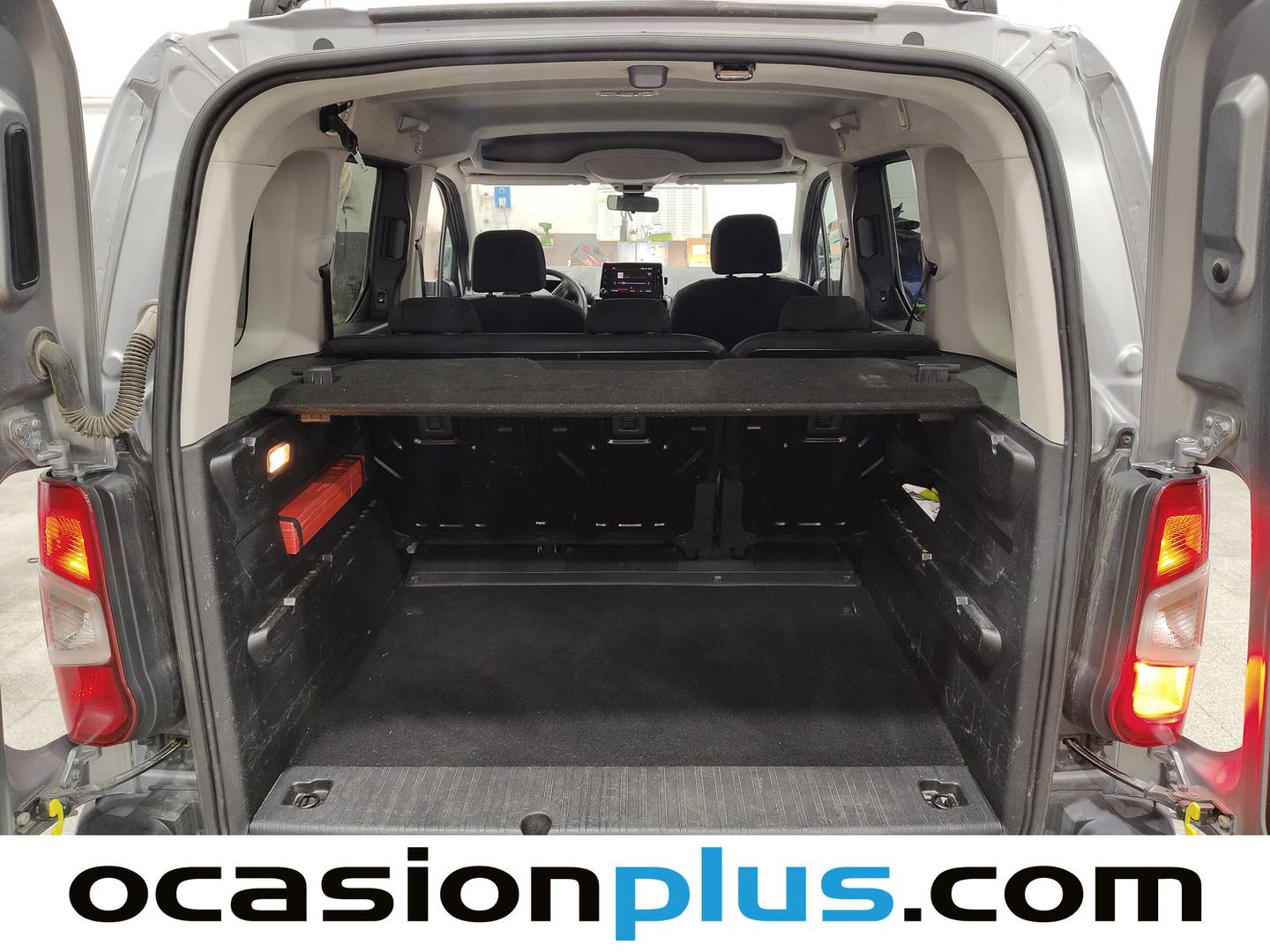 Fotos maletero Citroën Berlingo Citroën Berlingo Combi BlueHDi 130 S&S Talla M Feel (130 CV)