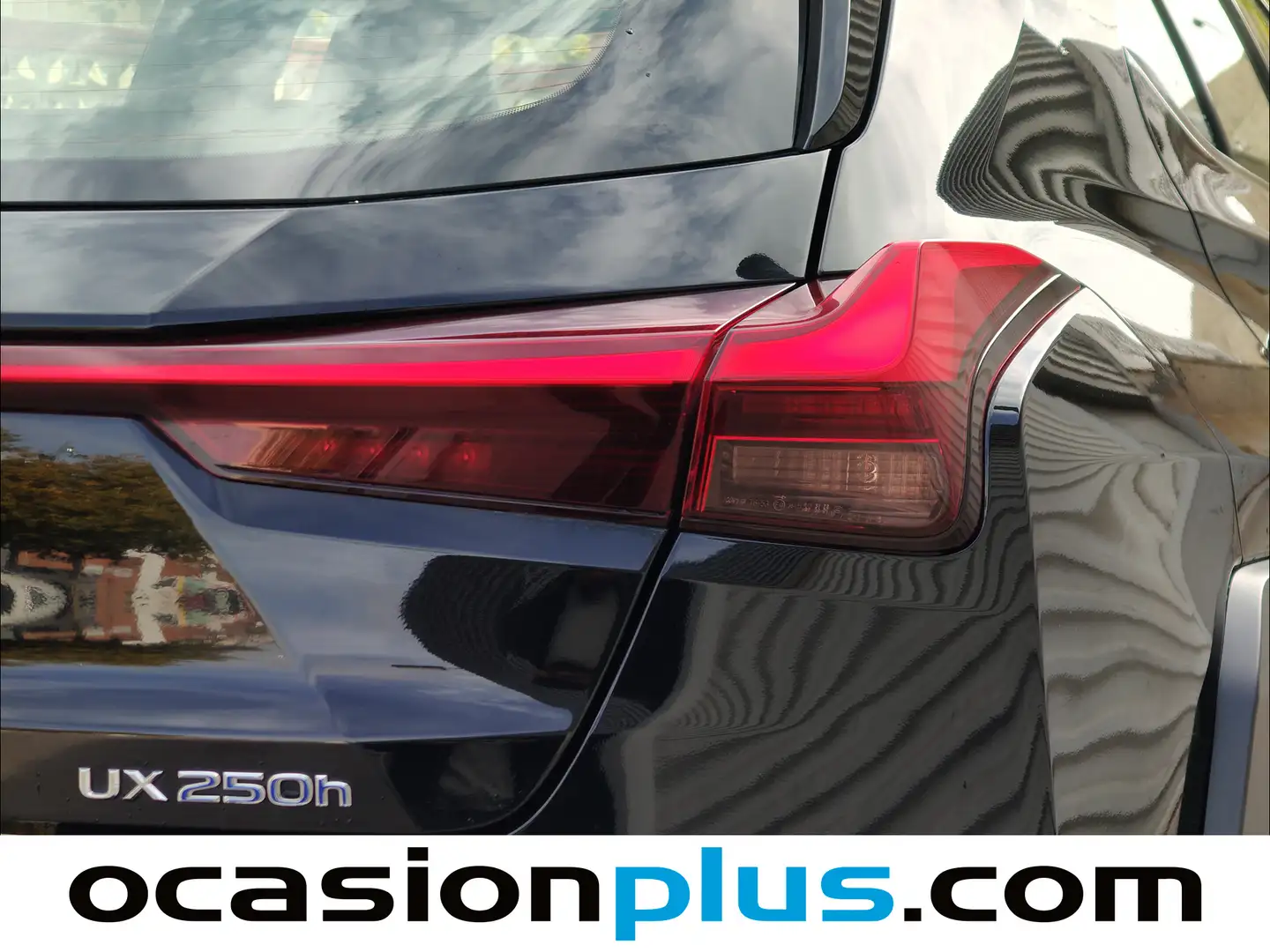 Foto Lexus UX Lexus UX 250h Business 2WD (184 CV)