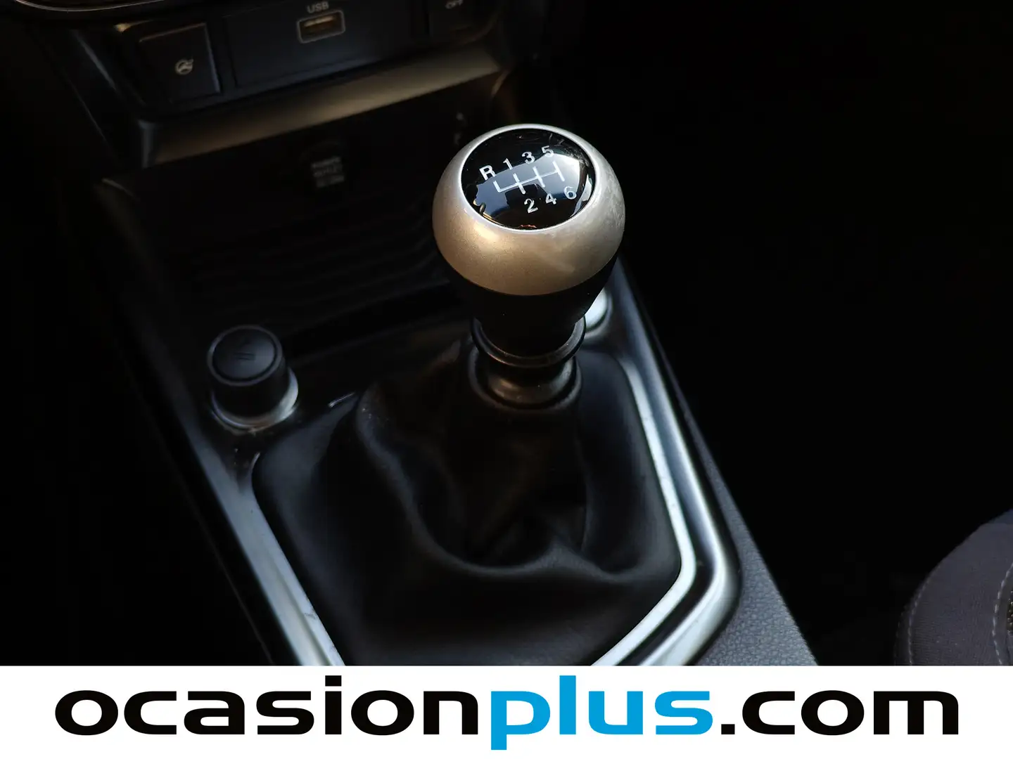 Foto SsangYong Tivoli Ssangyong Tivoli G12T Urban Plus (128 CV)