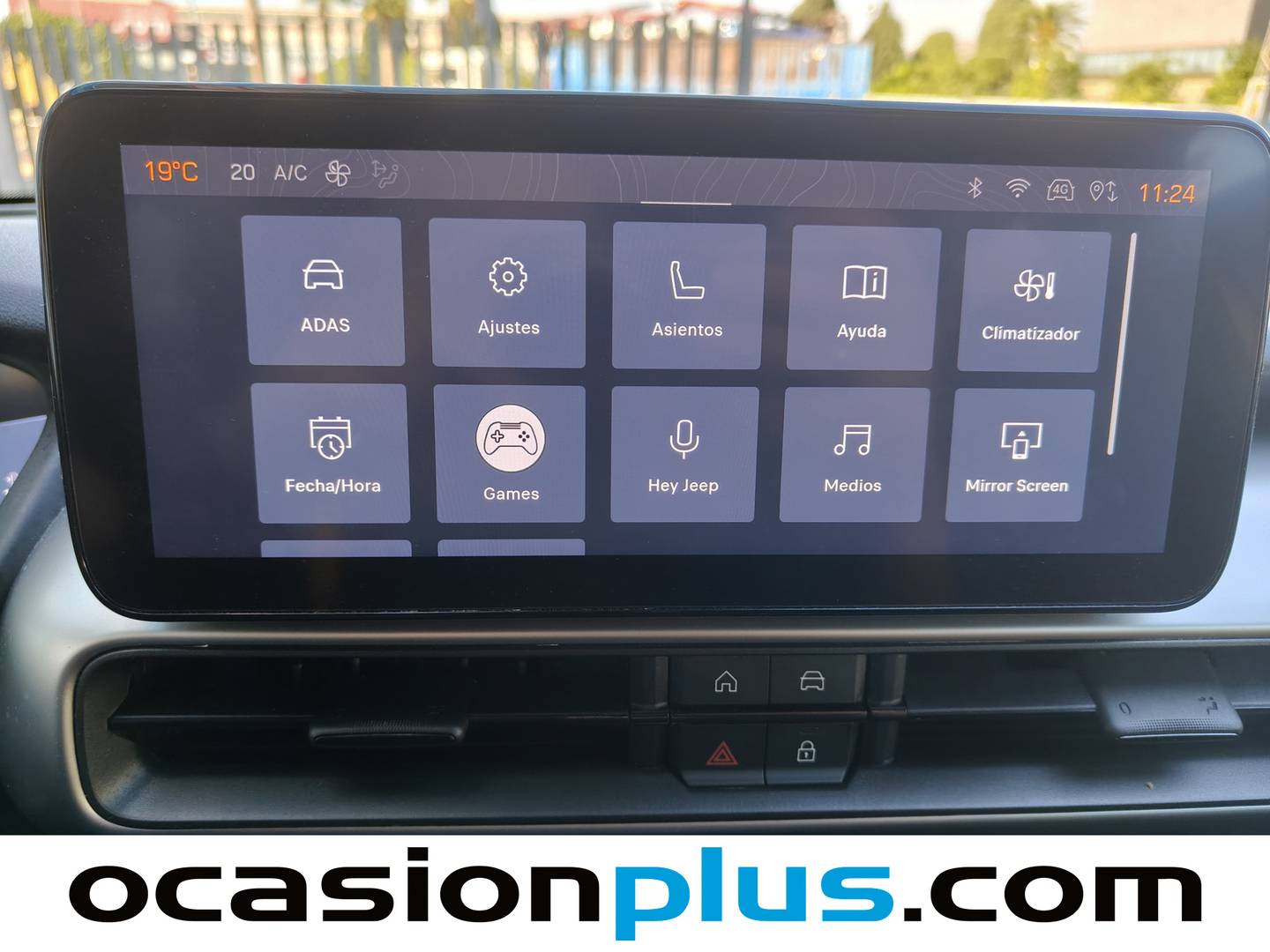 Foto Jeep Avenger Jeep Avenger 1.2 G Summit (100 CV)