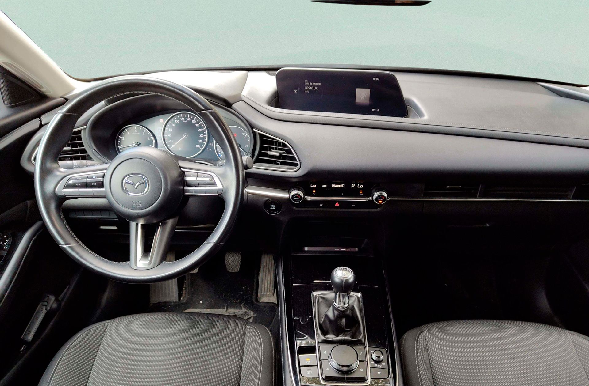 Mazda CX-30 2.0 Skyactiv-X Evolution 2WD - foto 6
