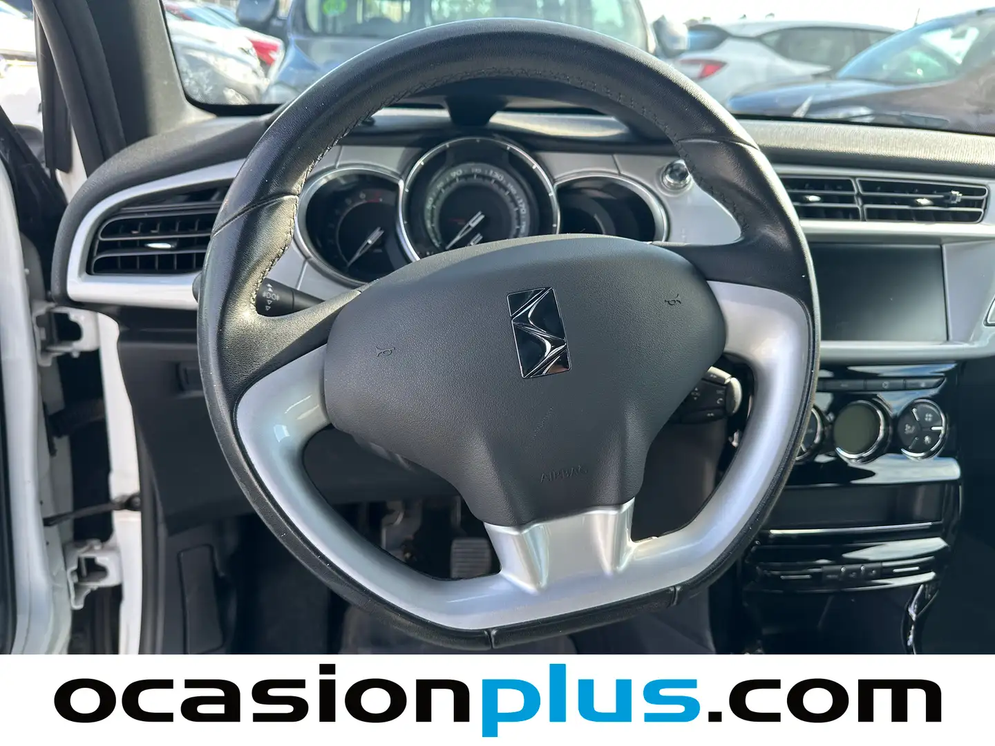 Foto DS DS 3 DS DS3 Crossback PureTech 82 Design (82 CV)